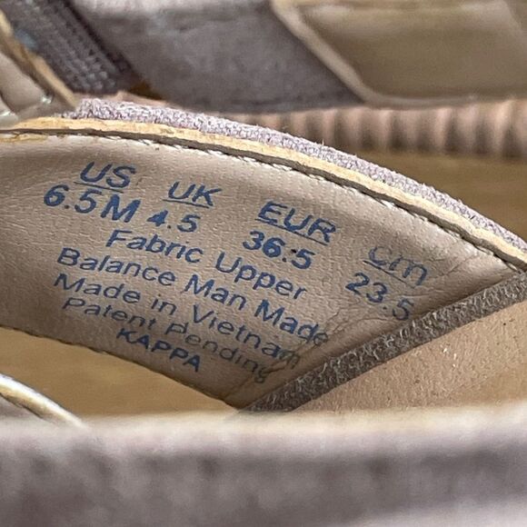 Naturalizer Kappa Peep Toe Heels Ankle Strap Faux Suede Sandals Women’s Size 6.5 - Picture 5 of 13